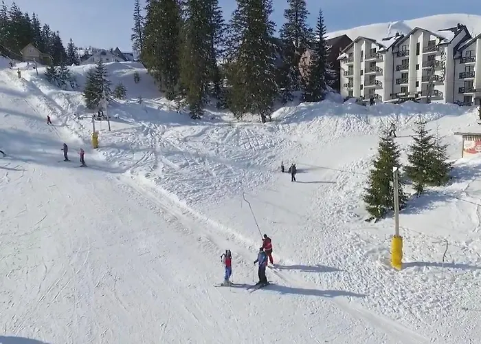 Adrenalin Hotel *