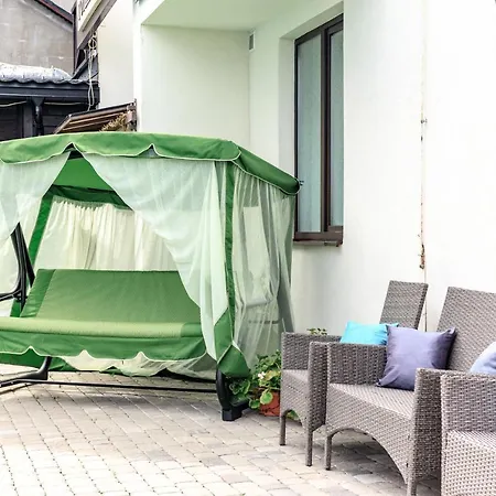 Adrenalin Hotel *